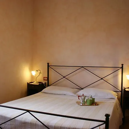 I Bertoni Sleeps 8 Pool Wifi וילה I Pieracci