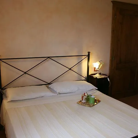 I Bertoni Sleeps 8 Pool Wifi I Pieracci